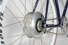 Load image into Gallery viewer, Quella Electric Varsity Oxford 700c Single-Speed
