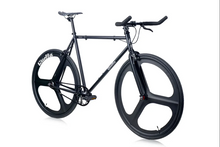 Load image into Gallery viewer, Quella Stealth MK3 Black 700c Single-Speed or Fixed
